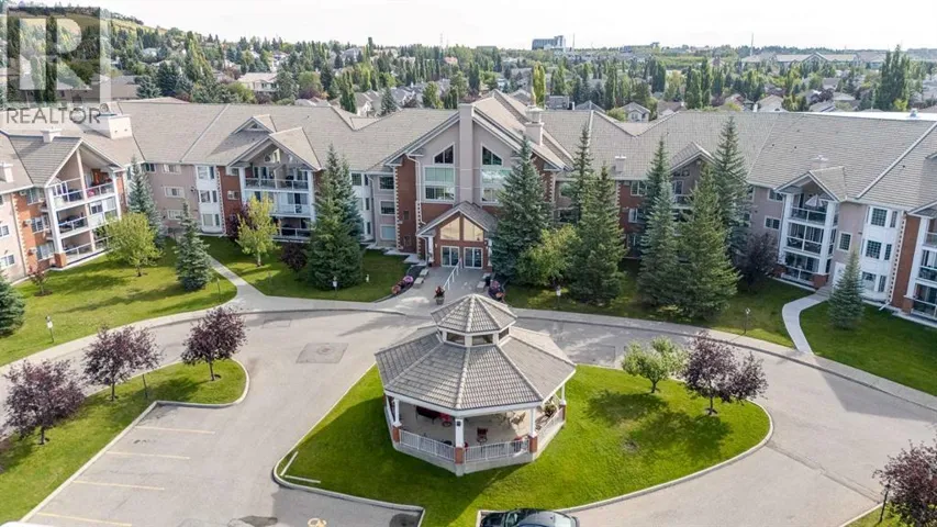 245, 6868 Sierra Morena Boulevard SW, Calgary, Alberta T3H3R6