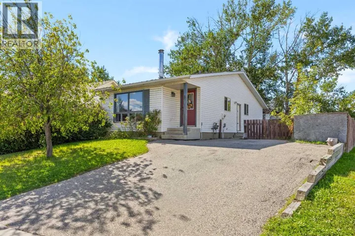 3 Emberdale Way SE, Airdrie, Alberta T4B1Z3