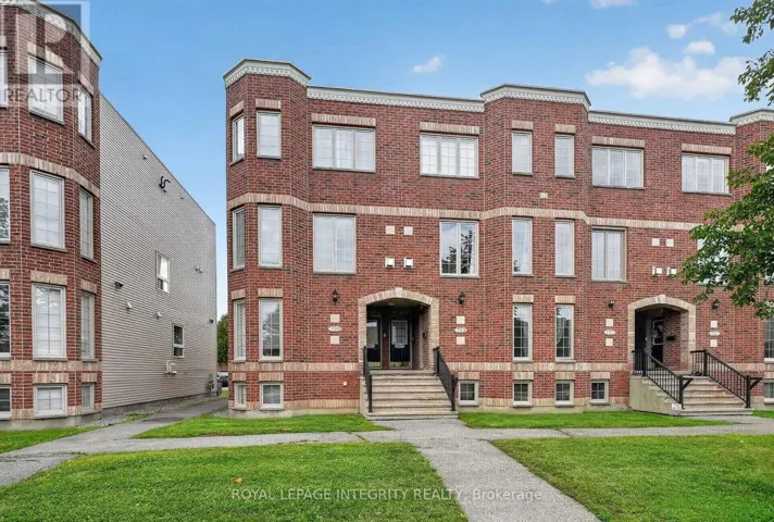 795 LONGFIELDS DRIVE, Ottawa, Ontario K2J5N2