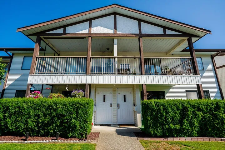 25 32718 GARIBALDI DRIVE, Abbotsford, British Columbia V2T5T6
