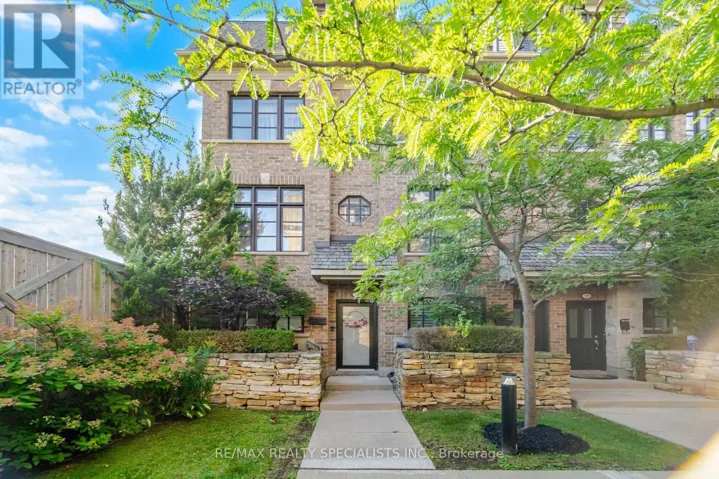 112 - 1812 BURNHAMTHORPE ROAD E, Mississauga (Applewood), Ontario L4X0A3