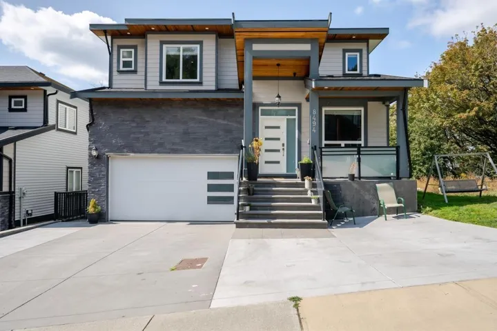 8494 FOREST GATE DRIVE, Eastern Hillsides, Chilliwack, British Columbia V4Z0C7