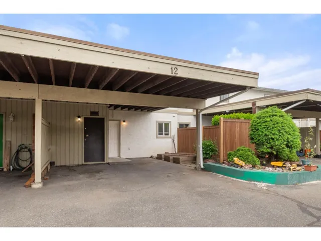 12 9473 HAZEL STREET, Chilliwack Proper East, Chilliwack, British Columbia V2P5M9