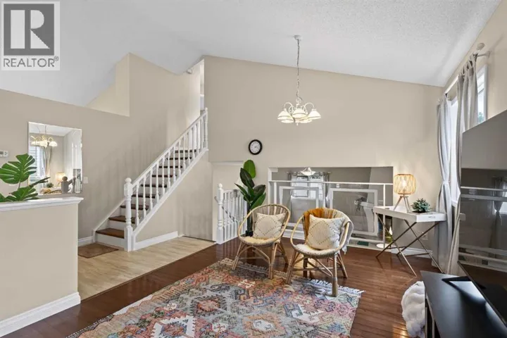 15 Sunridge Crescent NW, Airdrie, Alberta T4B2G6