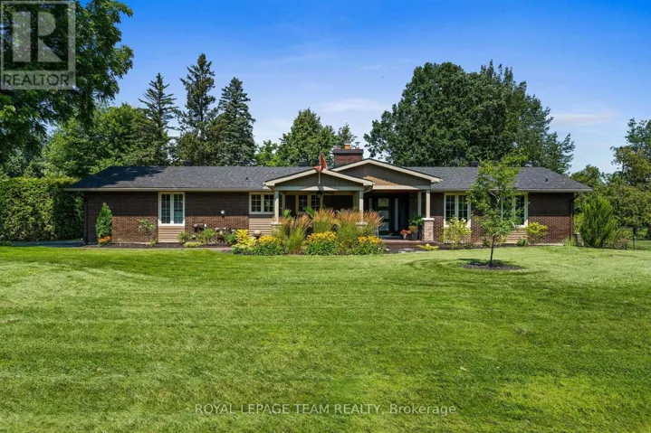 1279 FAIRWAY DRIVE, Ottawa, Ontario K4M1B3