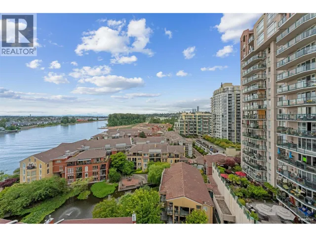 1207 8 LAGUNA COURT, New Westminster, British Columbia V3M6M6
