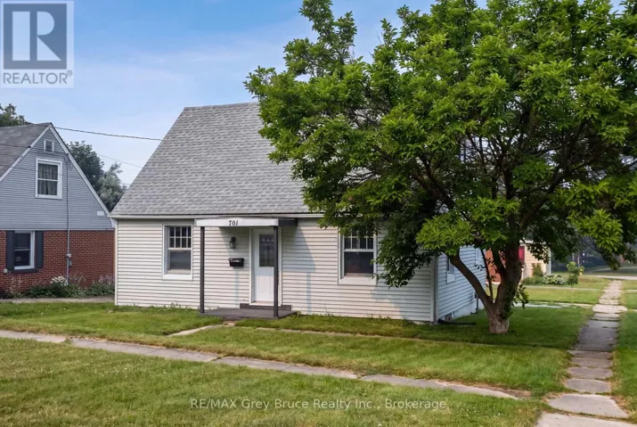 701 5TH STREET E, Owen Sound, Ontario N4K1E4