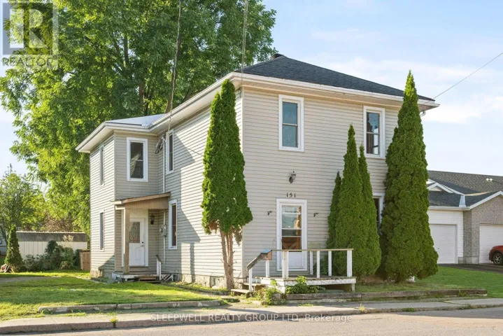 151 RENFREW AVENUE W, Renfrew, Ontario K7V2Y4