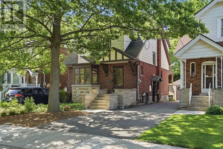 97 CLINE AVENUE N, Hamilton (Westdale), Ontario L8S3Z5