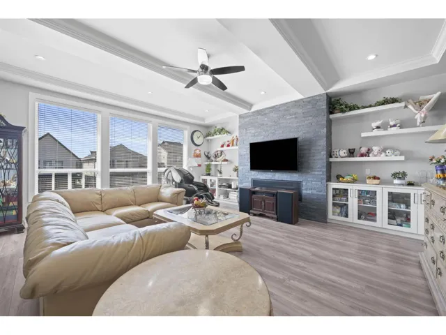 20576 70 AVENUE, Langley, British Columbia V2Y0W4
