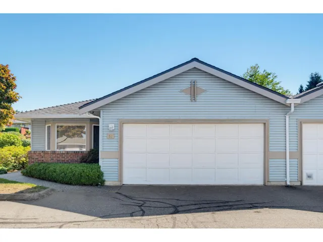 31 8889 212 STREET, Langley, British Columbia V1M2E8