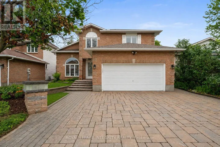 3 NAKOTA WAY, Ottawa, Ontario K2J4E9