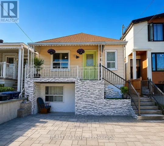8 MACK AVENUE, Toronto (Clairlea-Birchmount), Ontario M1L1L9