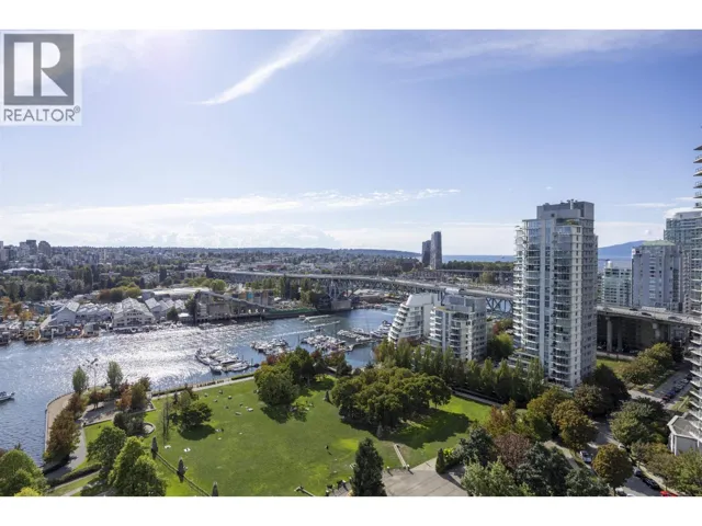 2505 455 BEACH CRESCENT, Vancouver, British Columbia V6Z3E5