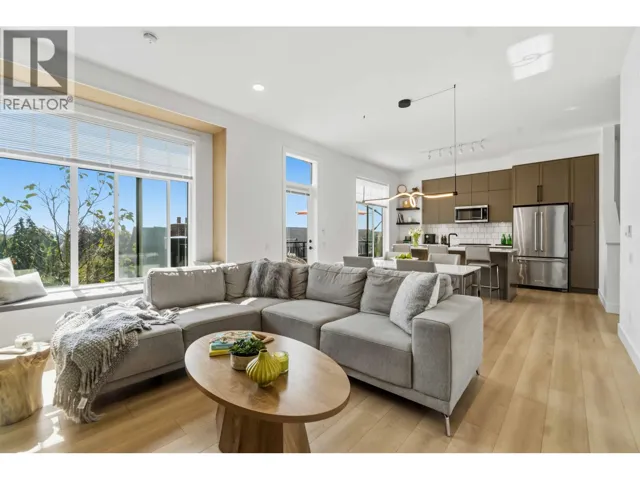 9 3552 VICTORIA DRIVE, Coquitlam, British Columbia V3N0N7