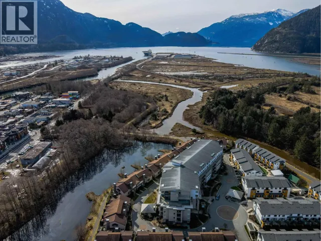307 1212 MAIN STREET, Squamish, British Columbia V8B0S1