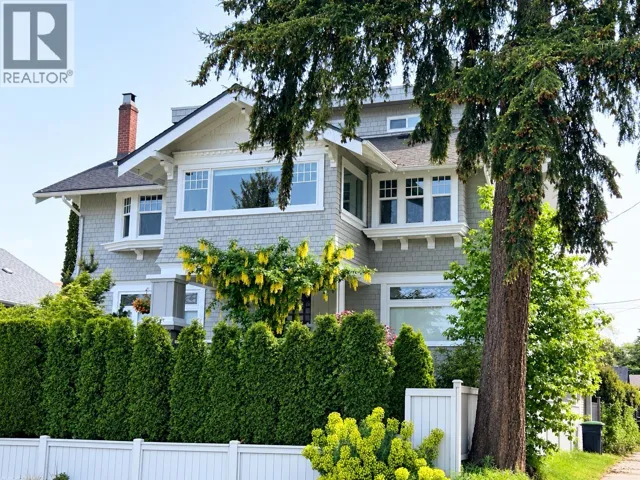 1714 ALMA STREET, Vancouver, British Columbia V6R3P5