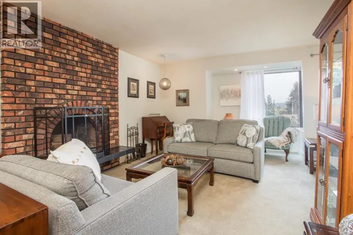 918 LADNER STREET, New Westminster, British Columbia V3L4W4