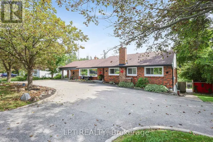 2447 RIDGE ROAD W, Oro-Medonte, Ontario L0L2L0