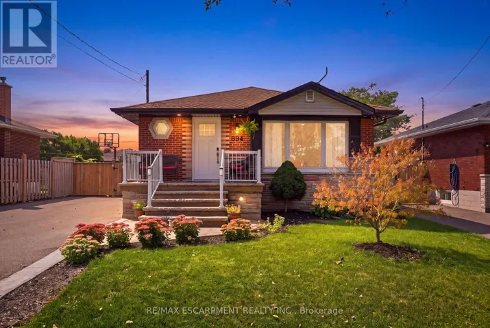 894 BRUCEDALE AVENUE E, Hamilton (Sunninghill), Ontario L8B1S9