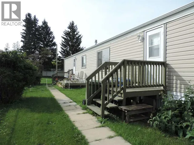 4613 51 Avenue, Rimbey, Alberta T0C2J0