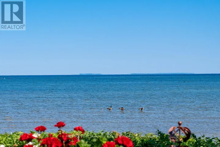 17 - 44 TROTT BOULEVARD, Collingwood, Ontario L9Y5B7