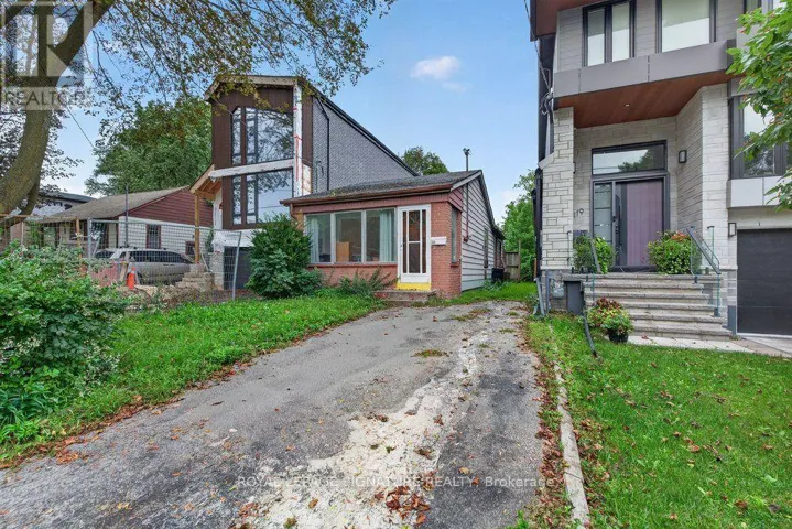 121 PRESTON STREET, Toronto (Birchcliffe-Cliffside), Ontario M1N3N4