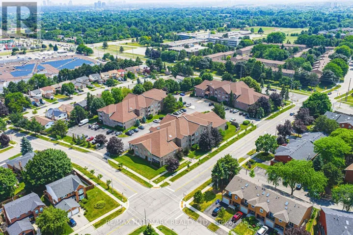 6 - 3050 PINEMEADOW DRIVE, Burlington (Headon), Ontario L7M3X5