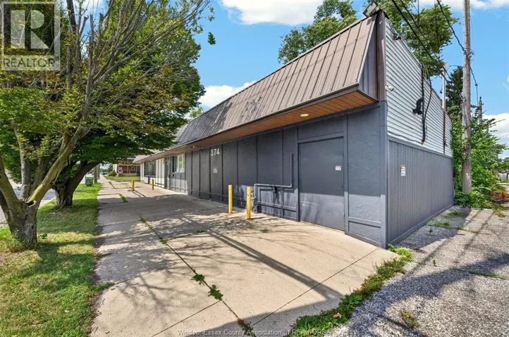 358-374 SHEPHERD STREET West, Windsor, Ontario N8X1C3