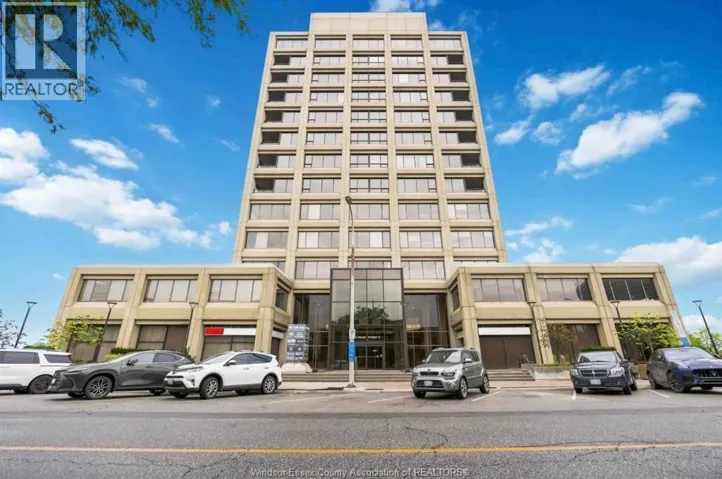 201 FRONT STREET NORTH Unit# 904, Sarnia, Ontario N7T7T9