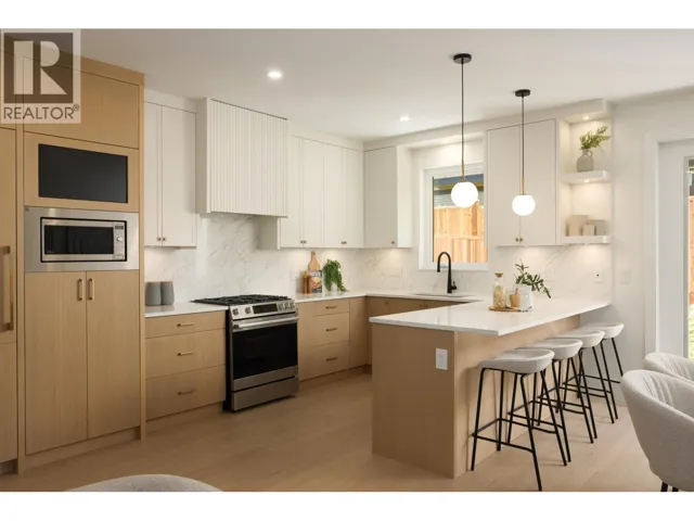 5 6525 DUFFERIN AVENUE, Burnaby, British Columbia V5H3T2