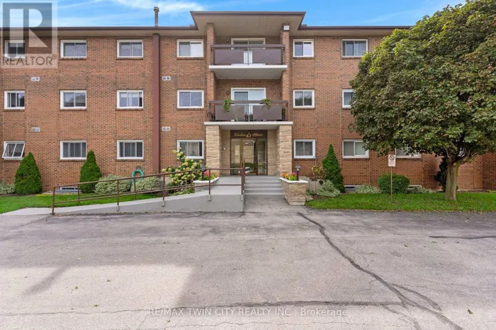 206 - 67 BRECKENRIDGE DRIVE, Kitchener, Ontario N2B3R8