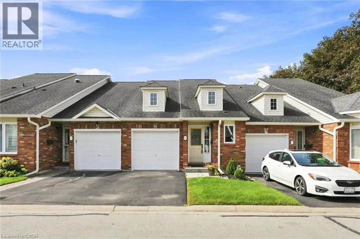 222 FELLOWES Crescent Unit# 2, Hamilton, Ontario L8B0R1