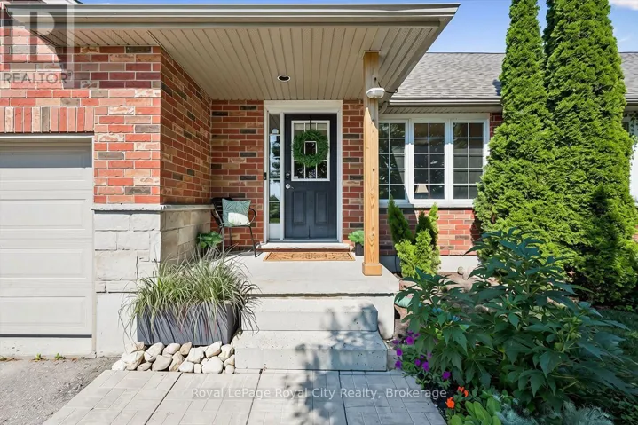 105 SPENCER DRIVE, Centre Wellington (Elora/Salem), Ontario N0B1S0