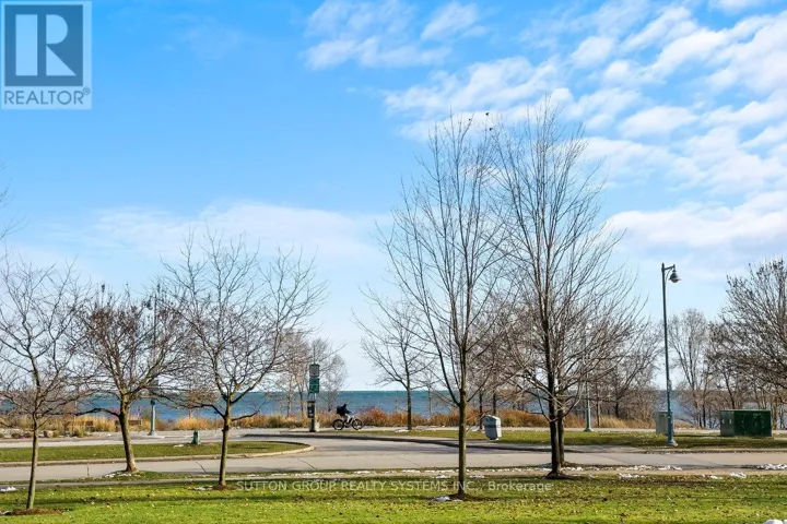 102 - 2095 LAKE SHORE BOULEVARD W, Toronto (Mimico), Ontario M8V4G4
