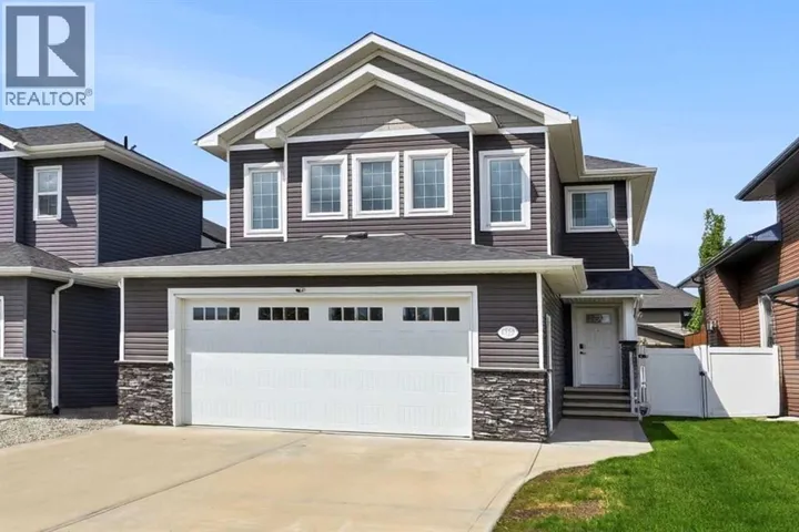 118 Viscount Drive, Red Deer, Alberta T4R0M6