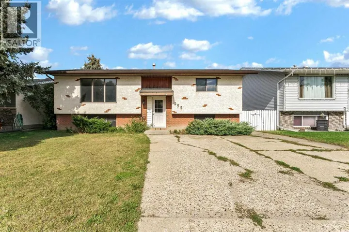 252 Ross Glen Drive SE, Medicine Hat, Alberta T1B3A4