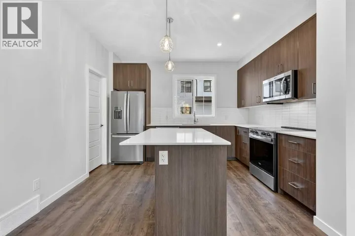 205, 1750 Rangeview Drive SE, Calgary, Alberta T3S0X3