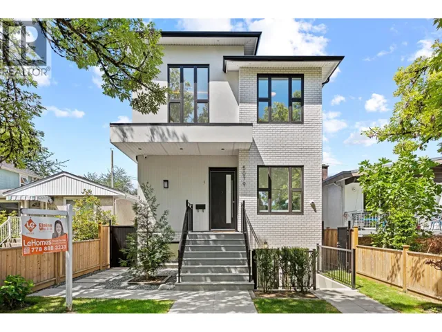 5079 ELGIN STREET, Vancouver, British Columbia V5W3J7