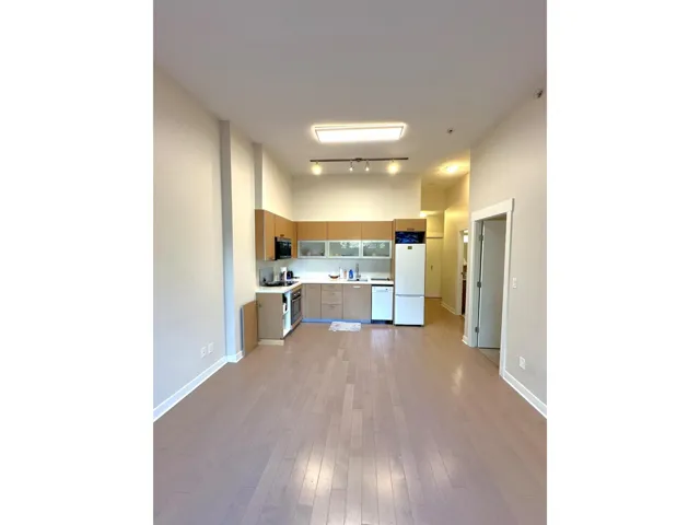 102 13380 108 AVENUE, Surrey, British Columbia V3T0E7