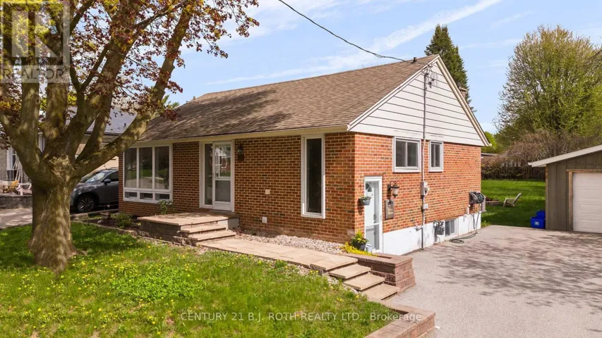 MAIN LEVEL - 243 WELLINGTON STREET E, Barrie (City Centre), Ontario L4M2E4