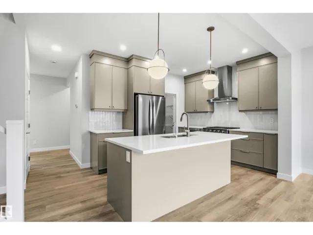 2372 MUCKLEPLUM WY SW, Edmonton, Alberta T6X3K1
