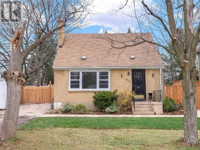 1089 TRUMAN AVENUE, Oakville (CP College Park), Ontario L6H1Y7