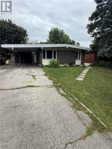UPPER LEVEL - 63 SANATORIUM ROAD, Hamilton (Westcliffe), Ontario L9C1Y4