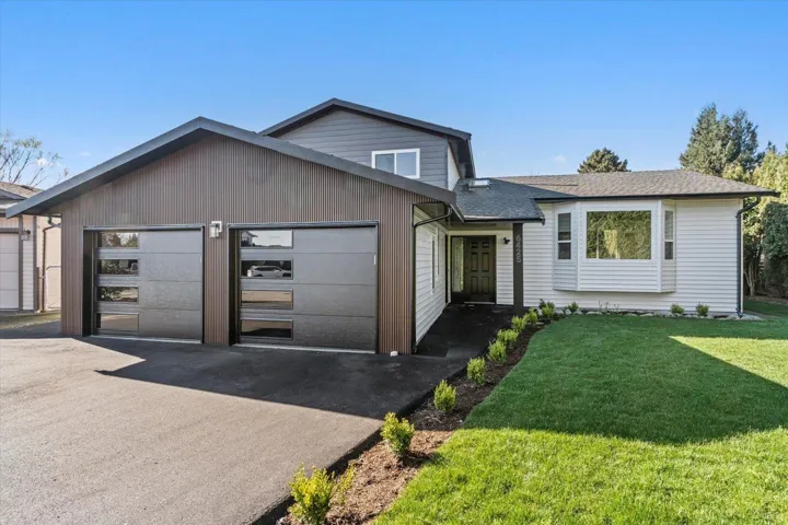 6425 SWANSON STREET, Sardis South, Chilliwack, British Columbia V2R1R2