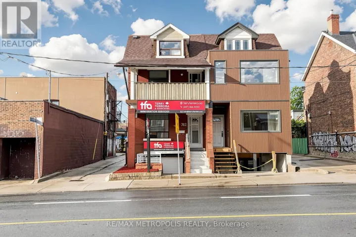 742 DUFFERIN STREET, Toronto (Dufferin Grove), Ontario M6H3K6