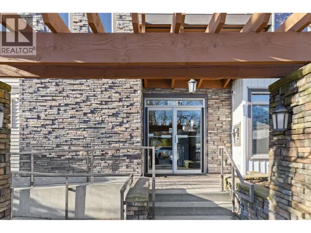 301 11887 BURNETT STREET, Maple Ridge, British Columbia V2X6P6