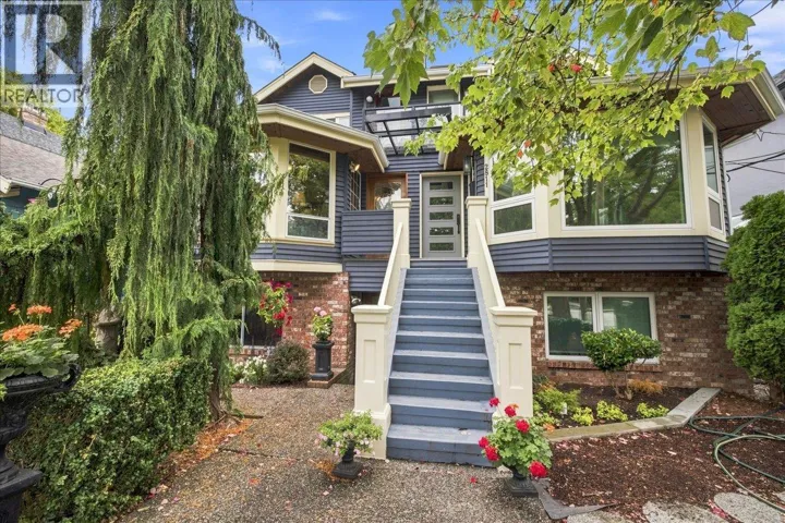 2813 W 3RD AVENUE, Vancouver, British Columbia V6K1M8