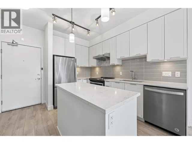 315 828 GAUTHIER AVENUE, Coquitlam, British Columbia V3K0E9