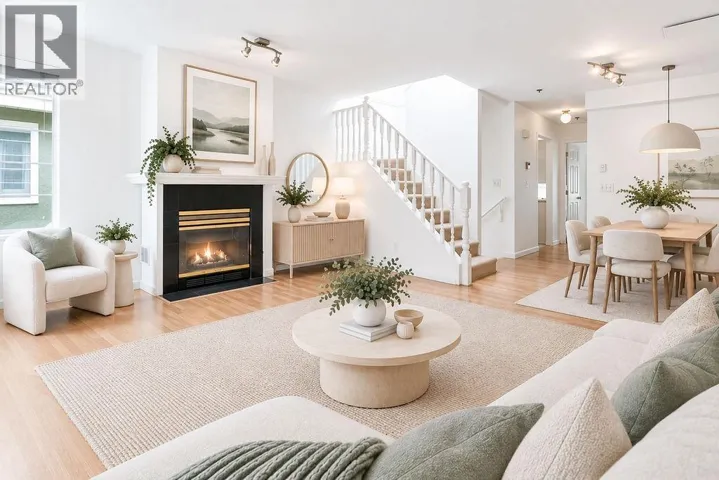 5 4149 SOPHIA STREET, Vancouver, British Columbia V5V3V4